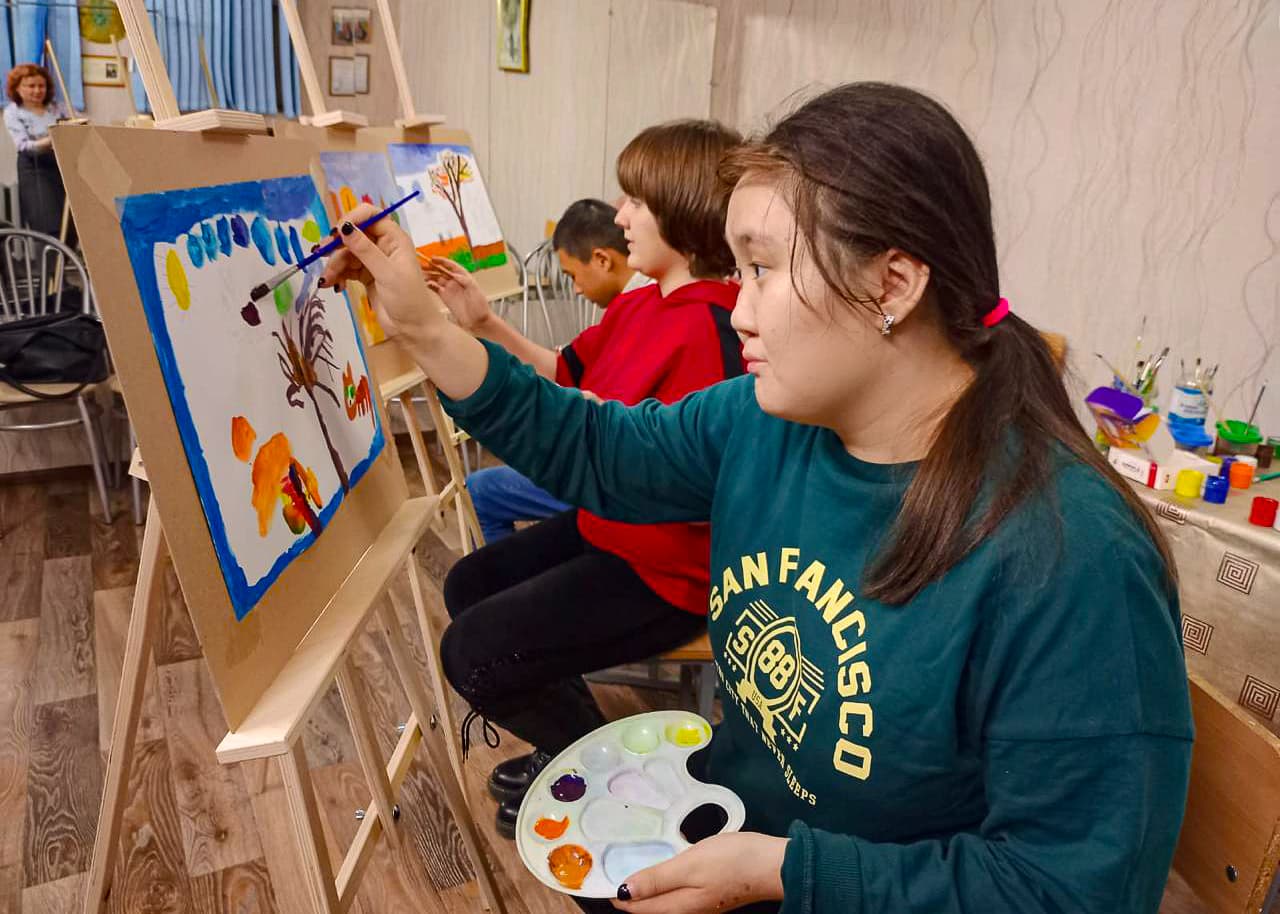 На занятии арт-терапии